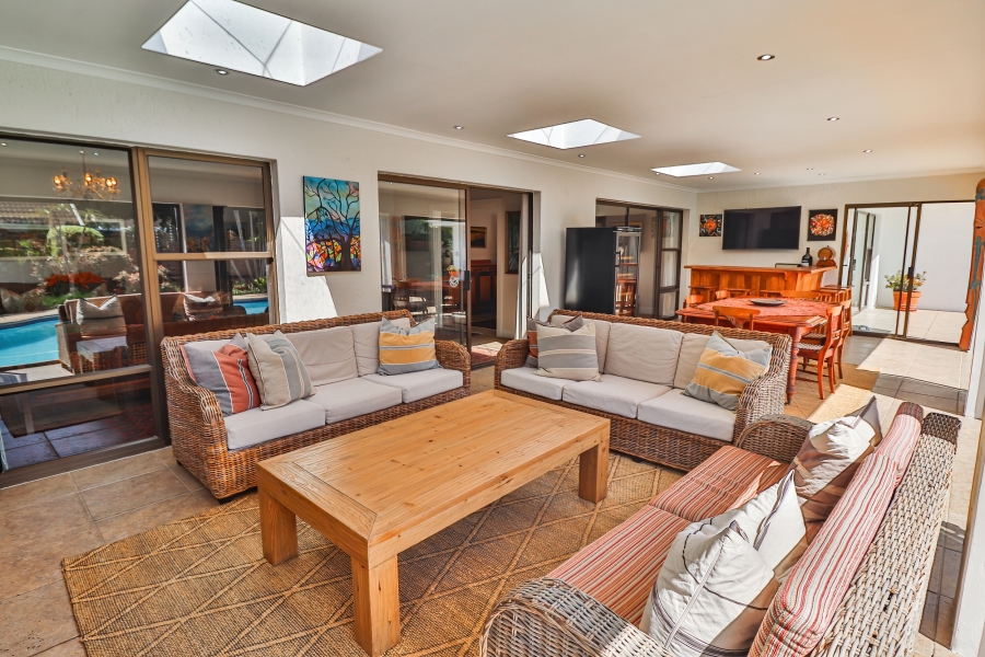 4 Bedroom Property for Sale in Walmer Eastern Cape